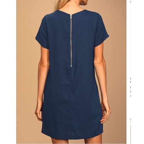 Lulu's Women's Dress Shift and Shout Blue Short Sleeved Size S Zip Back - Picture 2 of 8